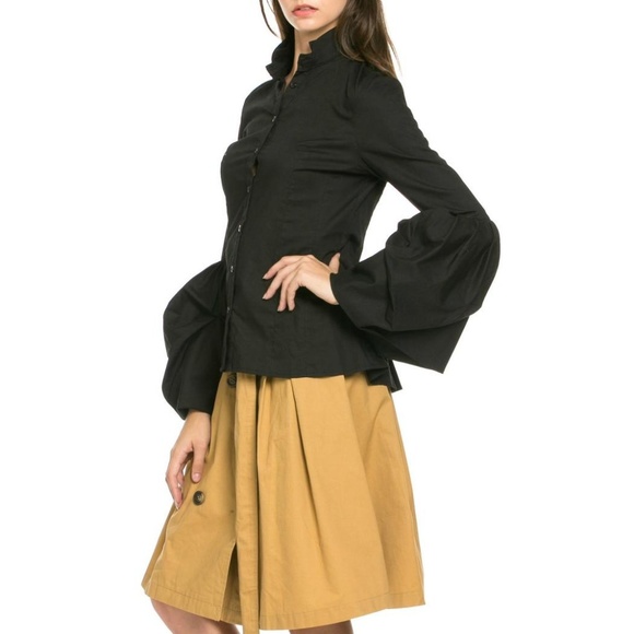 NWT Tov Holy Black Romantic Renaissance Blouse M - Picture 2 of 4